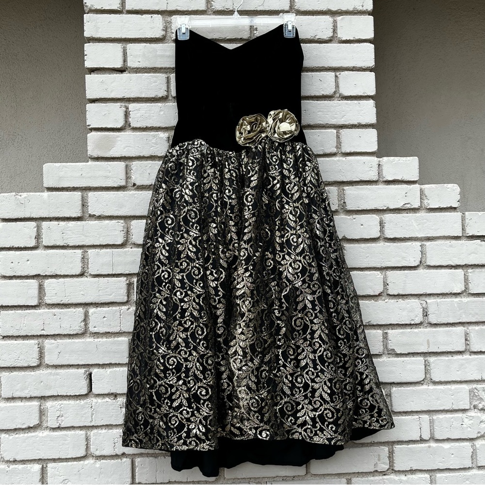 Vtg Gunne Sax by Jessica McClintock Velvet & Lace Strapless Dress with Rosette